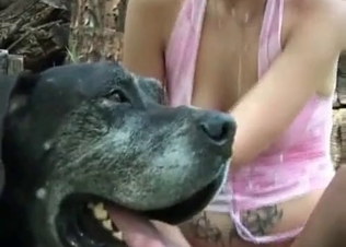 Outdoors fucking with a dog