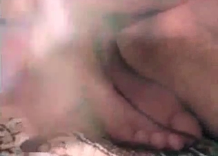 Kissing between a boxer and a slut